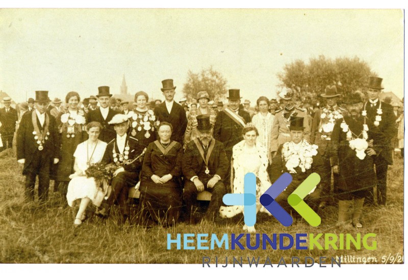 1926-0152 (2)